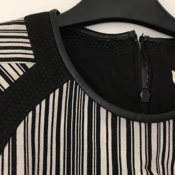 O'2nd Striped Vest - Picture 3 of 5